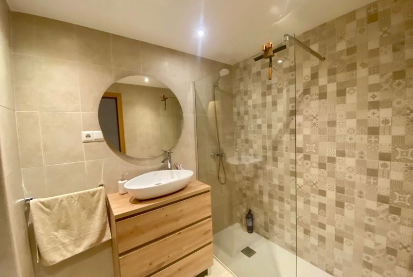 R4258705-Apartment-For-Sale-Nueva-Andalucia-Middle-Floor-3-Beds-130-Built-11