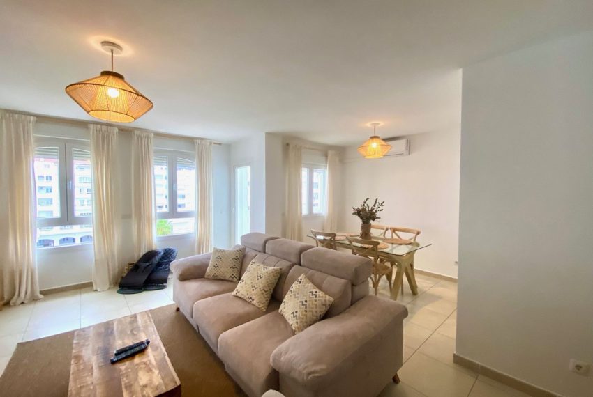 R4258705-Apartment-For-Sale-Nueva-Andalucia-Middle-Floor-3-Beds-130-Built