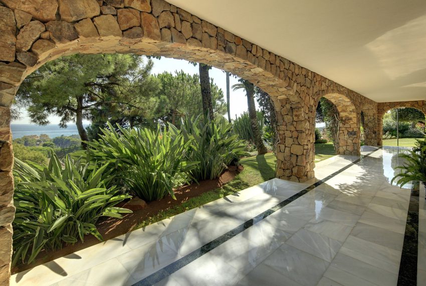 R4300657-Villa-For-Sale-Rio-Real-Detached-10-Beds-2650-Built-19