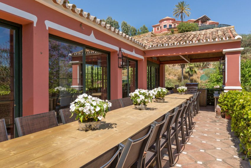 R4301005-Villa-For-Sale-Benahavis-Detached-14-Beds-1019-Built-13