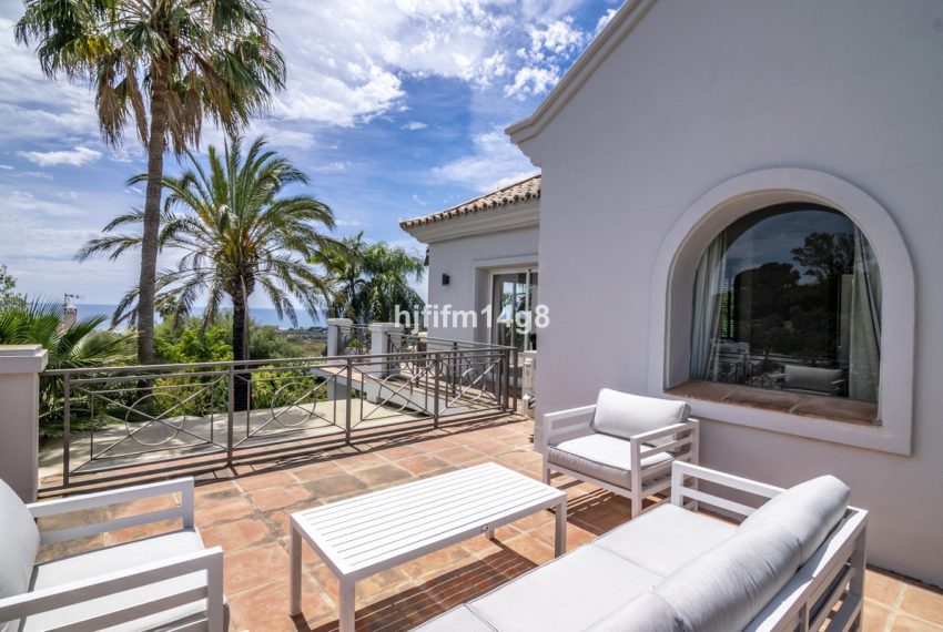 R4323565-Villa-For-Sale-El-Rosario-Detached-4-Beds-380-Built-4