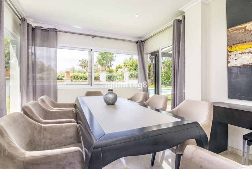 R4323565-Villa-For-Sale-El-Rosario-Detached-4-Beds-380-Built-8
