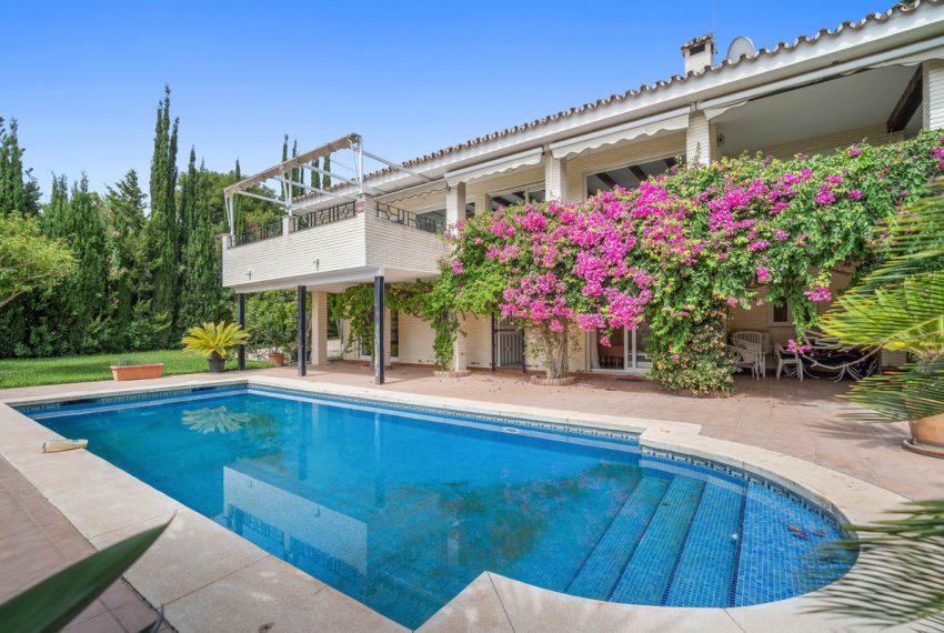 R4380433-Villa-For-Sale-Guadalmina-Alta-Detached-4-Beds-307-Built-5