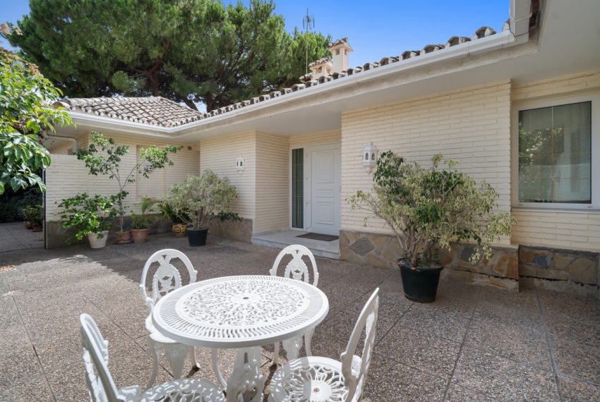 R4380433-Villa-For-Sale-Guadalmina-Alta-Detached-4-Beds-307-Built-7