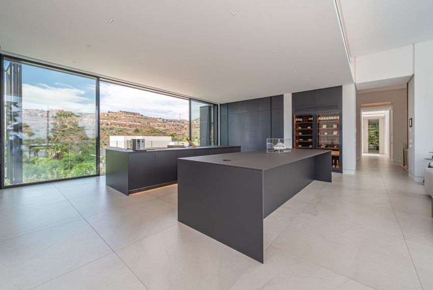 R4407625-Villa-For-Sale-Benahavis-Detached-4-Beds-967-Built-16