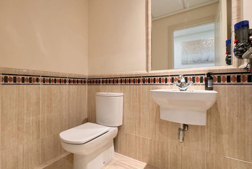 R4418494-Apartment-For-Sale-The-Golden-Mile-Middle-Floor-3-Beds-153-Built-19