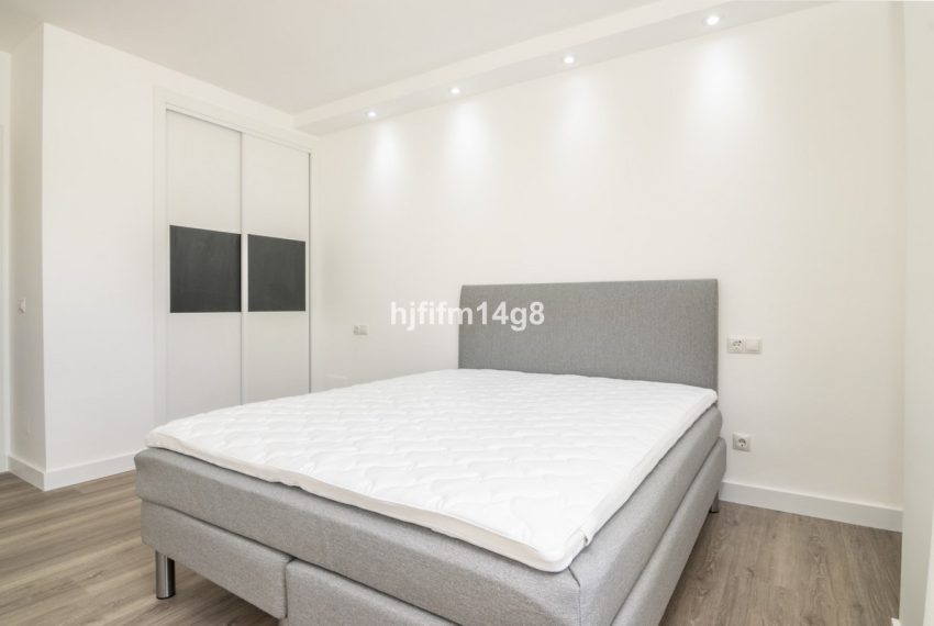 R4422910-Apartment-For-Sale-Nueva-Andalucia-Middle-Floor-3-Beds-148-Built-13