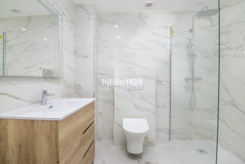 R4422910-Apartment-For-Sale-Nueva-Andalucia-Middle-Floor-3-Beds-148-Built-15