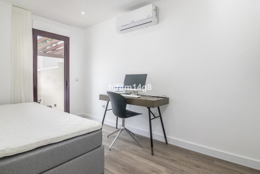 R4422910-Apartment-For-Sale-Nueva-Andalucia-Middle-Floor-3-Beds-148-Built-16