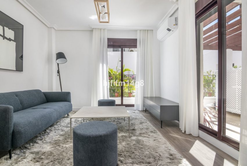 R4422910-Apartment-For-Sale-Nueva-Andalucia-Middle-Floor-3-Beds-148-Built-3