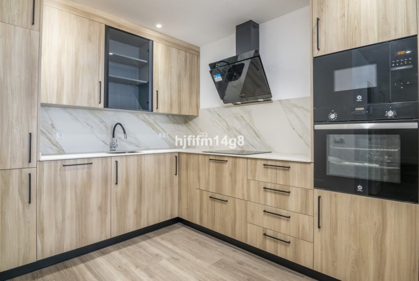 R4422910-Apartment-For-Sale-Nueva-Andalucia-Middle-Floor-3-Beds-148-Built-5