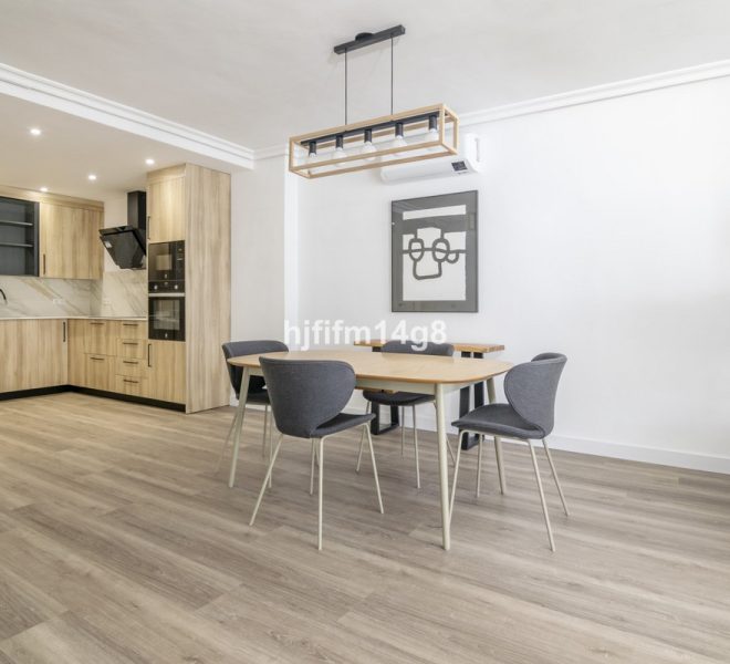 R4422910-Image 1-Middle Floor - 3 Beds - 148 Built