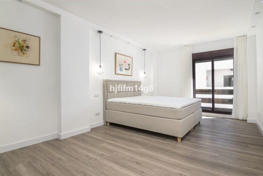 R4422910-Apartment-For-Sale-Nueva-Andalucia-Middle-Floor-3-Beds-148-Built-7