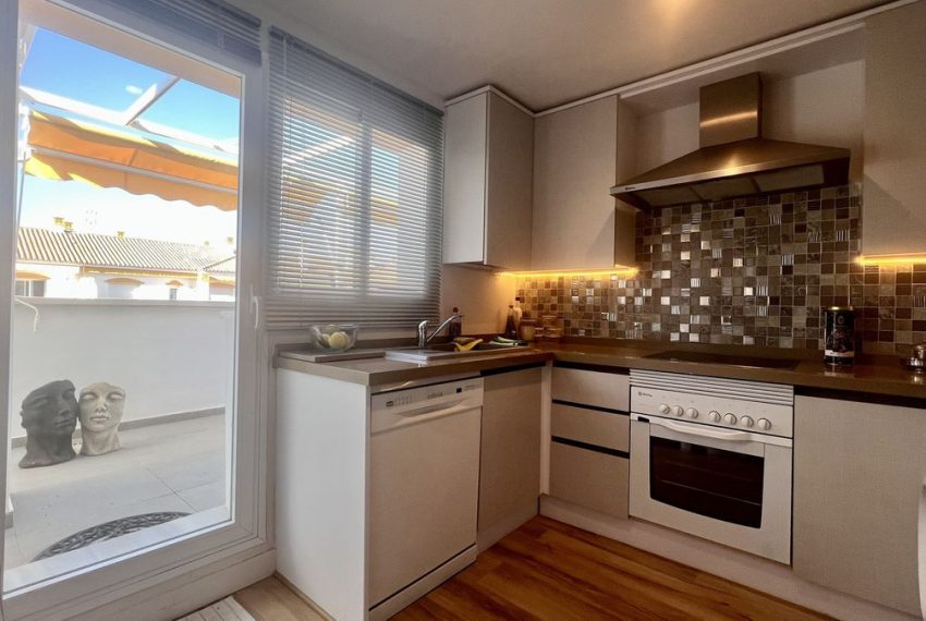 R4588066-Apartment-For-Sale-Nueva-Andalucia-Penthouse-1-Beds-75-Built-1