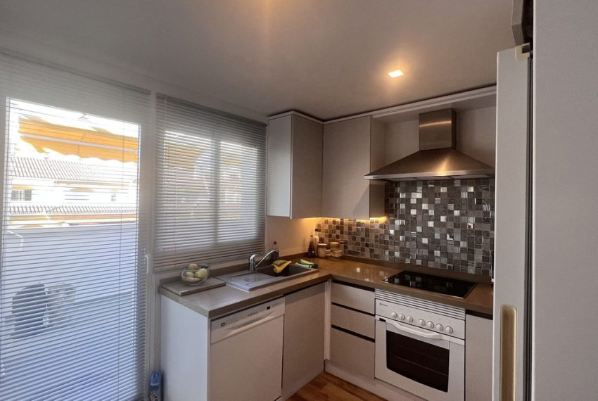 R4588066-Apartment-For-Sale-Nueva-Andalucia-Penthouse-1-Beds-75-Built-10