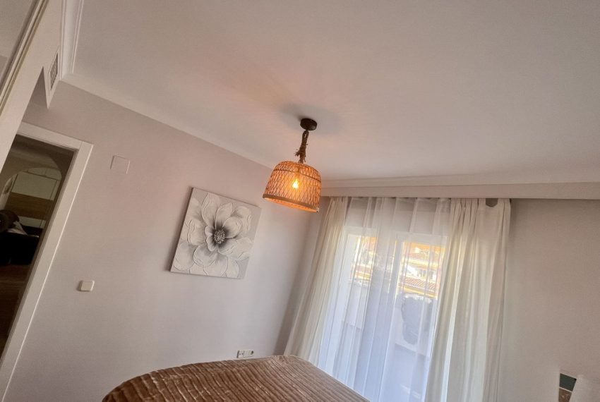 R4588066-Apartment-For-Sale-Nueva-Andalucia-Penthouse-1-Beds-75-Built-16