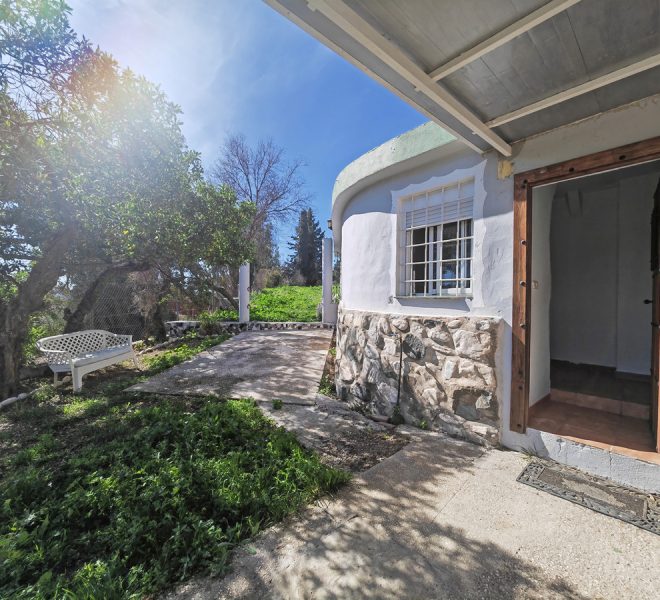 R4650541-Image 1-Finca - 1 Beds - 190 Built