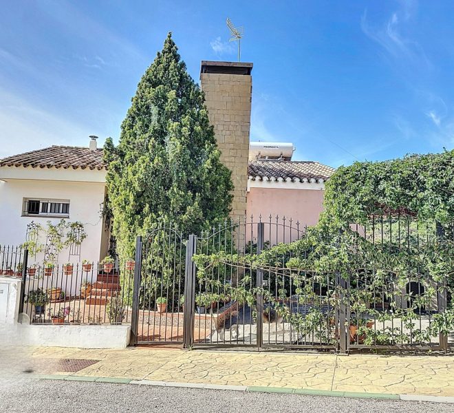 R4662034-Image 1-Semi Detached - 3 Beds - 205 Built