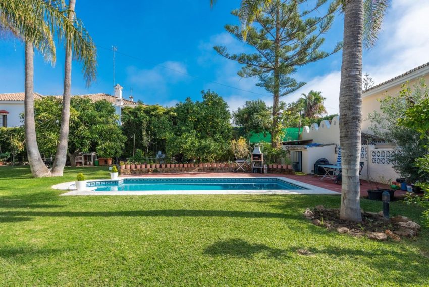 R4679689-Villa-For-Sale-San-Pedro-de-Alcantara-Detached-6-Beds-307-Built-18