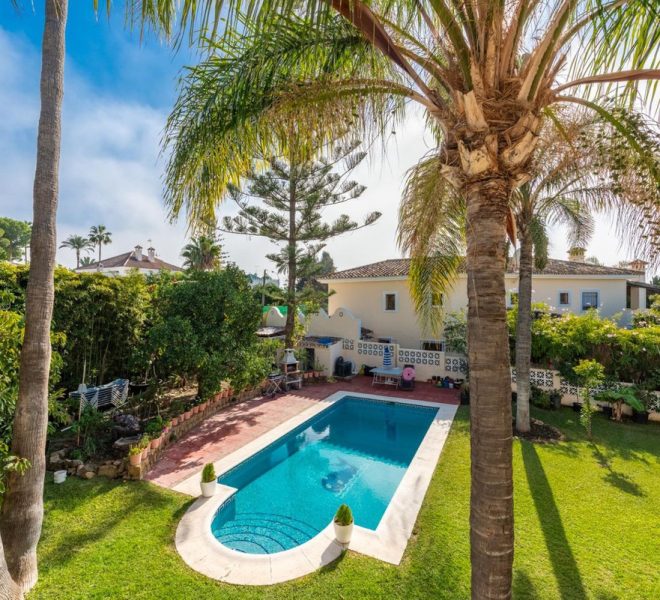 R4679689-Image 1-Detached - 6 Beds - 307 Built
