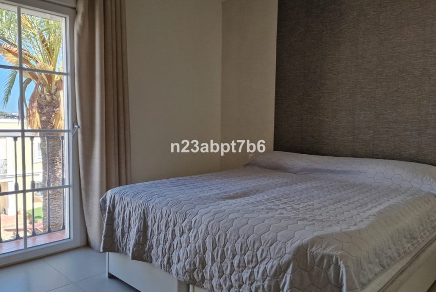 R4693786-Townhouse-For-Sale-Nueva-Andalucia-Terraced-2-Beds-156-Built-10