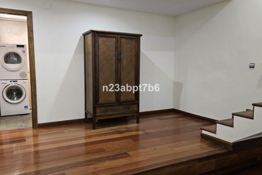 R4693786-Townhouse-For-Sale-Nueva-Andalucia-Terraced-2-Beds-156-Built-6