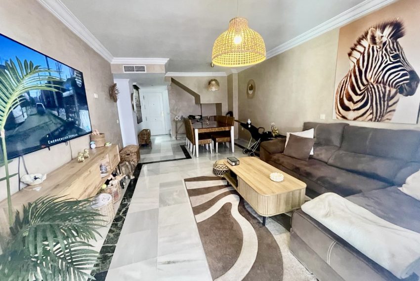 R4694791-Apartment-For-Sale-The-Golden-Mile-Middle-Floor-3-Beds-190-Built-1