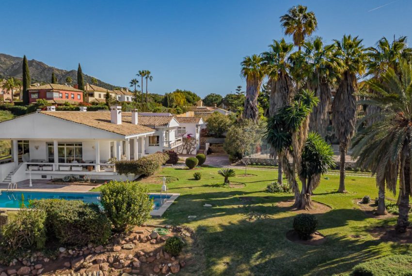 R4706245-Villa-For-Sale-Marbella-Detached-7-Beds-692-Built-2