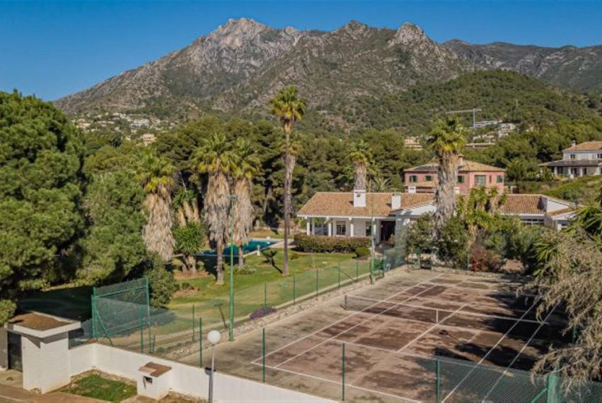 R4706245-Villa-For-Sale-Marbella-Detached-7-Beds-692-Built-3