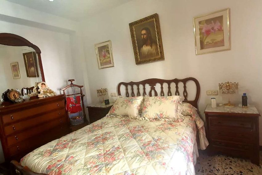 R4729213-Townhouse-For-Sale-Monda-Terraced-6-Beds-240-Built-19