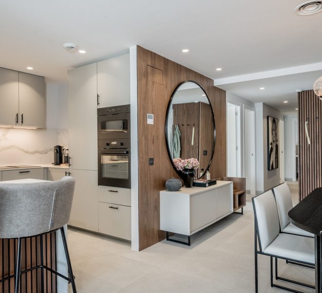 R4739725-Image 1-Penthouse Duplex - 3 Beds - 103 Built
