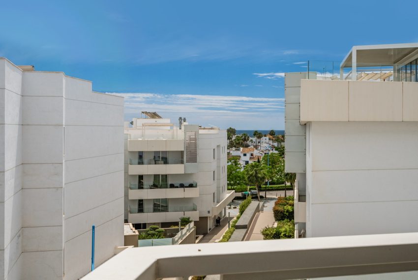 R4739725-Apartment-For-Sale-San-Pedro-de-Alcantara-Penthouse-Duplex-3-Beds-103-Built-7