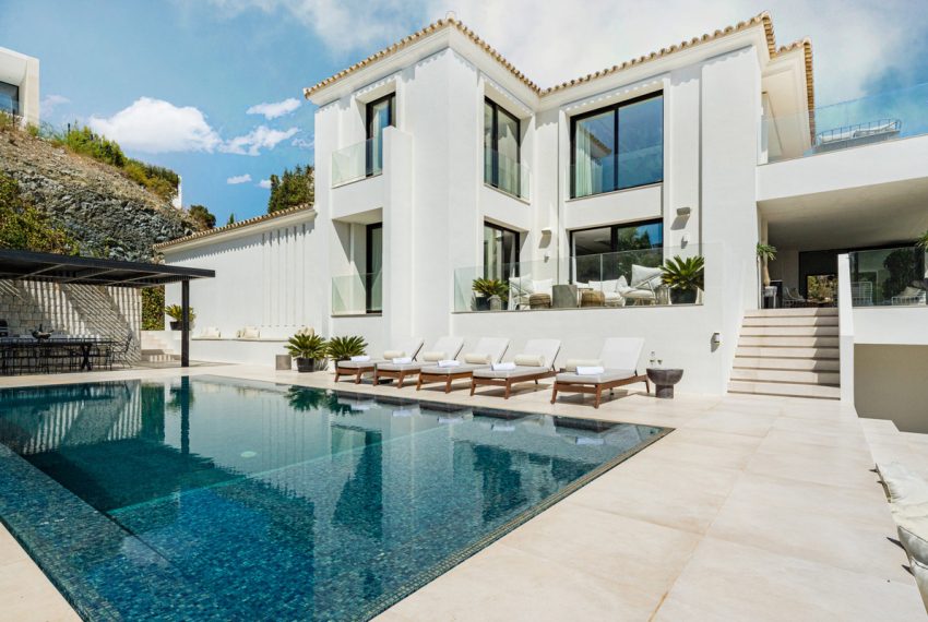 R4742284-Villa-For-Sale-El-Madronal-Detached-5-Beds-1080-Built-1
