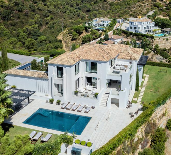 R4742284-Image 1-Detached - 5 Beds - 1080 Built
