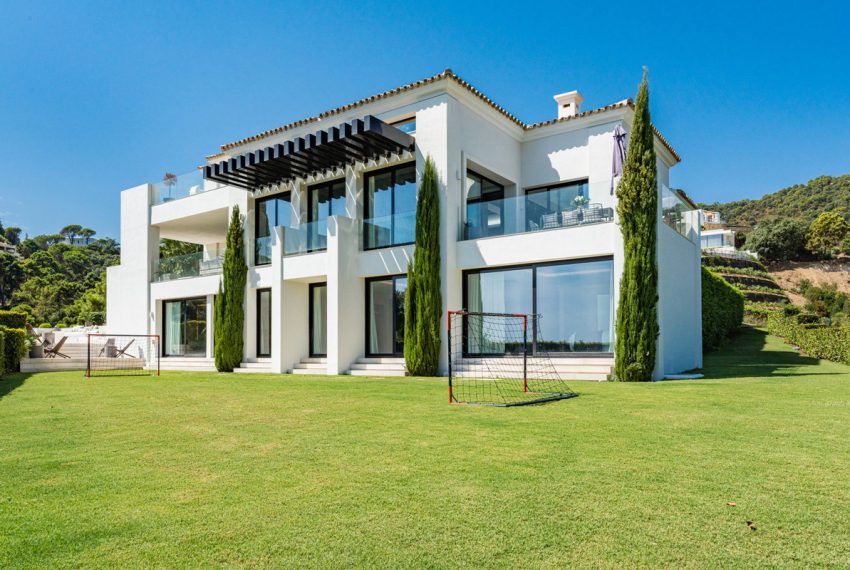 R4742284-Villa-For-Sale-El-Madronal-Detached-5-Beds-1080-Built-8