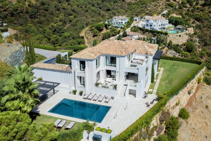 R4742284-Villa-For-Sale-El-Madronal-Detached-5-Beds-1080-Built
