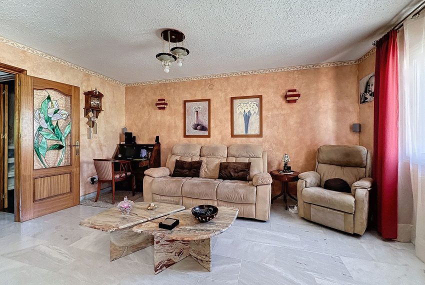 R4765885-Villa-For-Sale-Estepona-Semi-Detached-3-Beds-200-Built-5