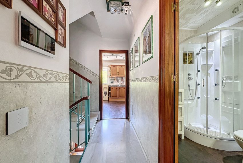R4765885-Villa-For-Sale-Estepona-Semi-Detached-3-Beds-200-Built-6