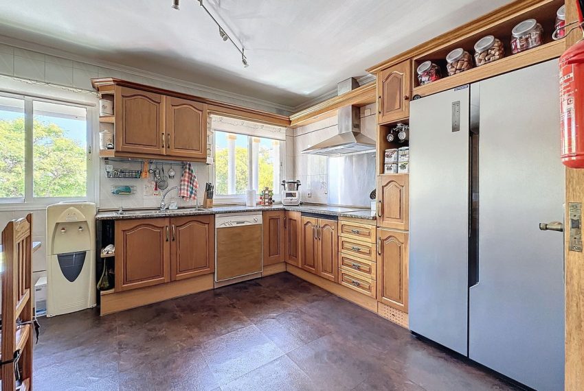 R4765885-Villa-For-Sale-Estepona-Semi-Detached-3-Beds-200-Built-7