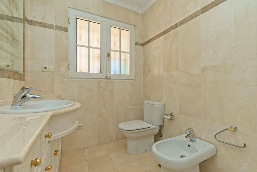R4801399-Villa-For-Sale-Los-Monteros-Detached-6-Beds-570-Built-17