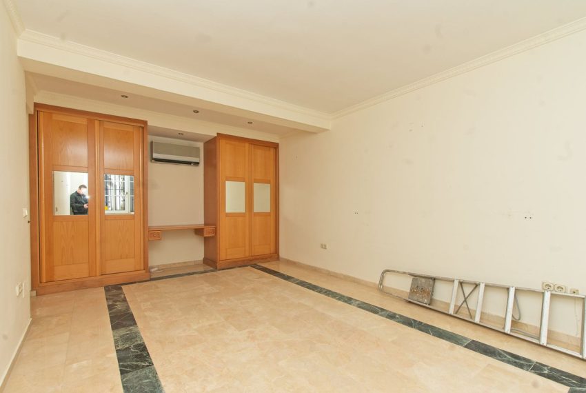R4801399-Villa-For-Sale-Los-Monteros-Detached-6-Beds-570-Built-9