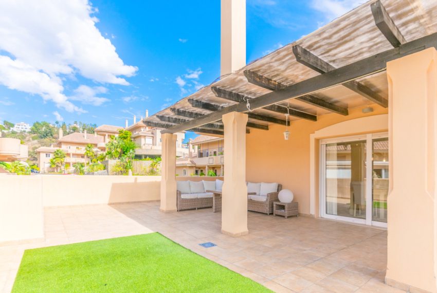 R4807924-Apartment-For-Sale-Nueva-Andalucia-Penthouse-3-Beds-160-Built-2