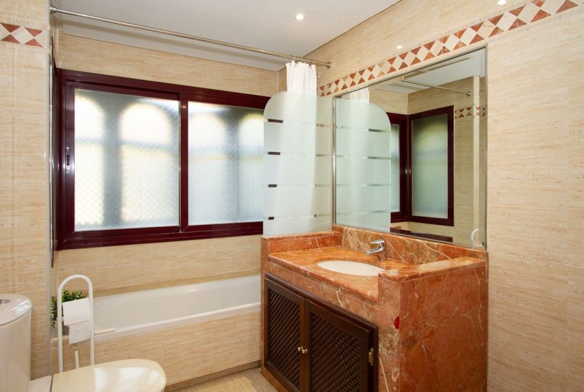 R4813378-Apartment-For-Sale-La-Mairena-Ground-Floor-2-Beds-111-Built-12