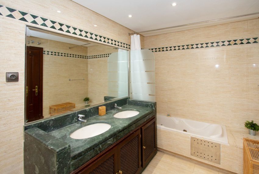 R4813378-Apartment-For-Sale-La-Mairena-Ground-Floor-2-Beds-111-Built-14