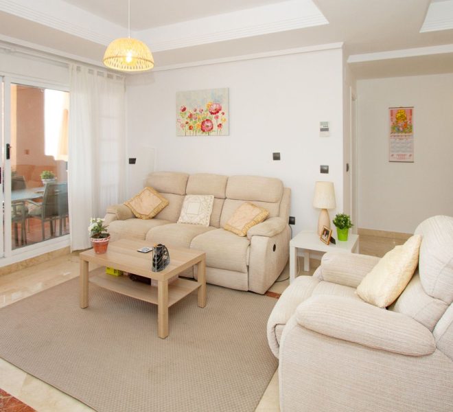 R4820101-Image 1-Middle Floor - 2 Beds - 107 Built
