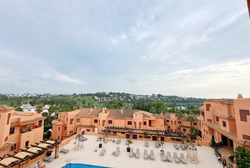 R4820869-Apartment-For-Sale-El-Paraiso-Penthouse-1-Beds-62-Built-4