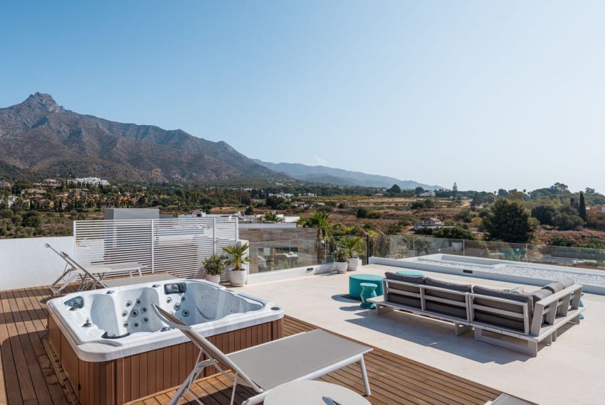 R4830373-Villa-For-Sale-The-Golden-Mile-Detached-5-Beds-630-Built-3