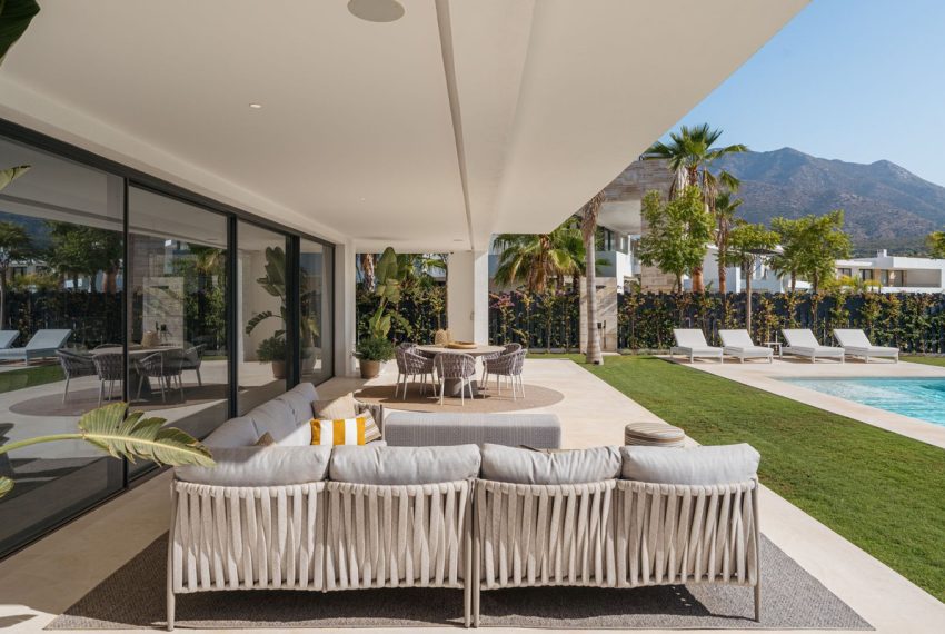 R4830373-Villa-For-Sale-The-Golden-Mile-Detached-5-Beds-630-Built-6