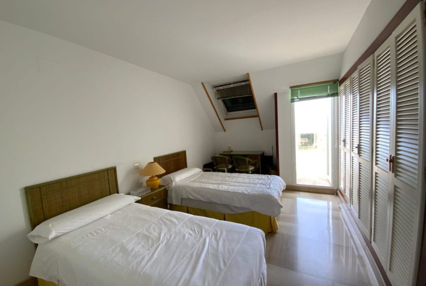 R4830736-Apartment-For-Sale-Marbella-Duplex-5-Beds-250-Built-15