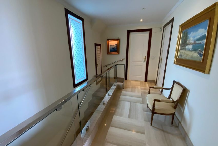 R4830736-Apartment-For-Sale-Marbella-Duplex-5-Beds-250-Built-16